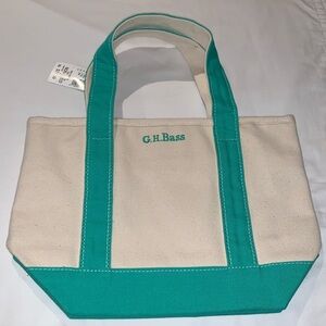 BNWT Canvas Medium Tote by GH Bass